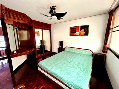 Condos for sale Jomtien Sai 1 : 3 Bedrooms Condominium @ Panchalae Residence