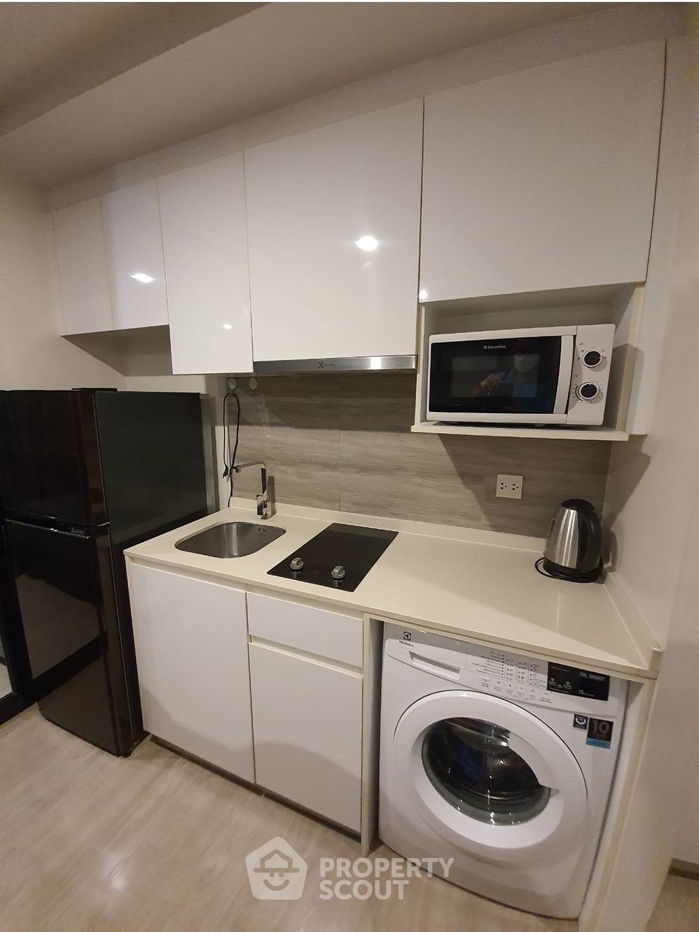 picture 1-BR Condo at Maestro 02 Ruamrudee near BTS Nana (ID 2260763) - 4/10