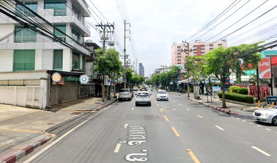เช่าที่ดิน ถนนนราธิวาสราชนครินทร์ : ให้เช่าที่ดินเปล่า ทำเลศักยภาพ ย่านถนนจันทน์