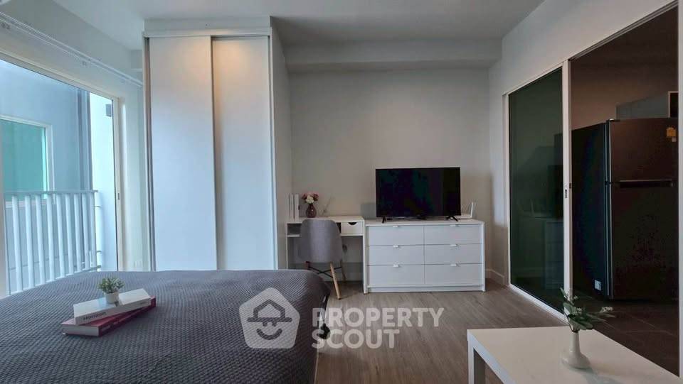 picture Studio Condo at Metro Sky Wutthakat near BTS Wutthakat (ID 2260663) - 3/11