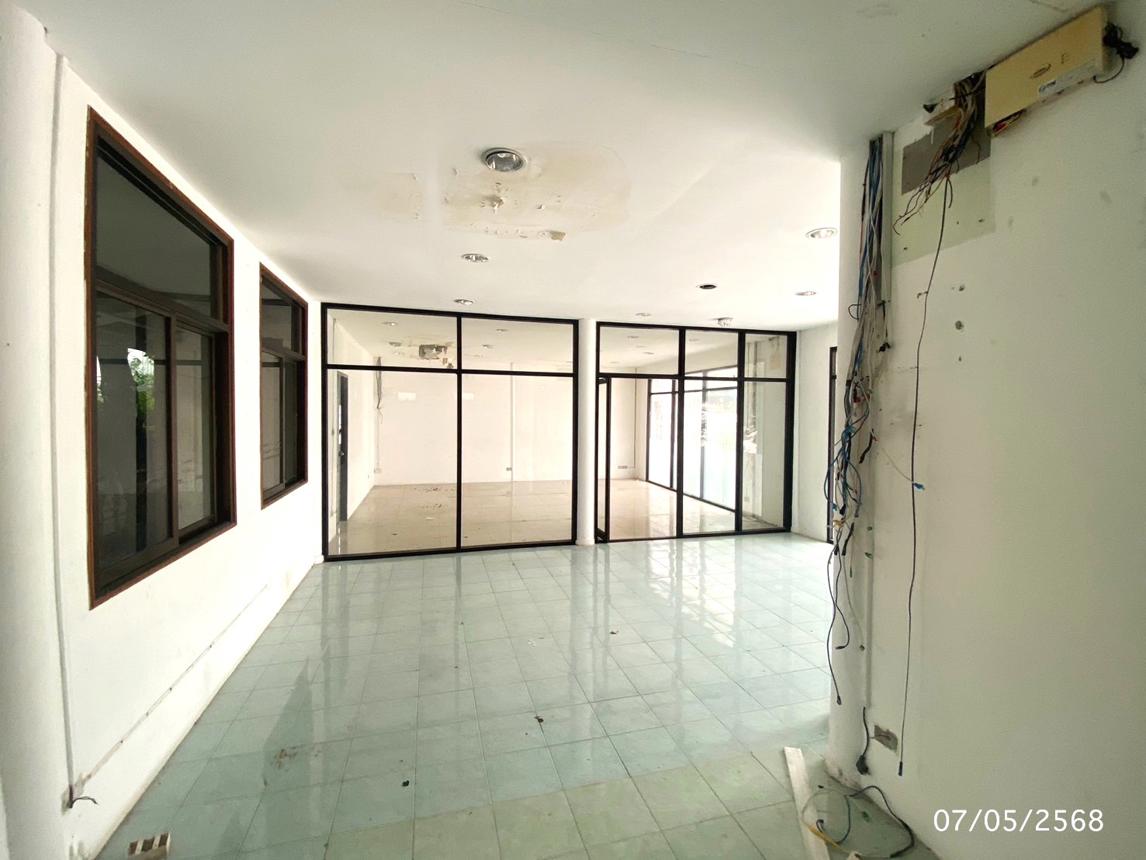 picture HOME for sale  Lat Sawai Lam Luk Ka Pathumthani - 33/52