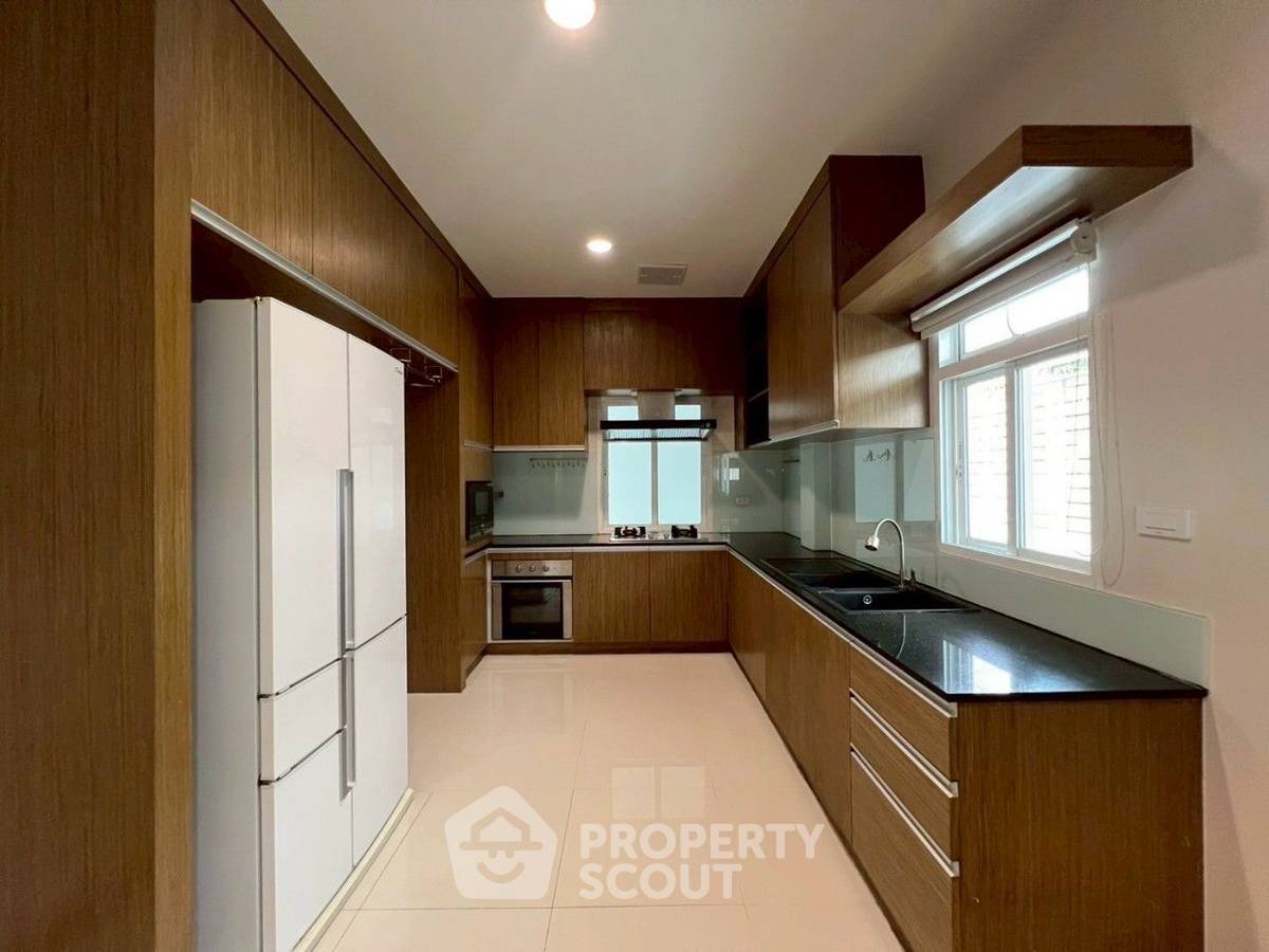 รูป บ้าน 4-ห้องนอน ที่ บางกอก บูเลอวาร์ด พระราม 9 ศรีนครินทร์ ใกล้ กรุงเทพกรีฑา (ID 2260657) - รูปที่ 24/38