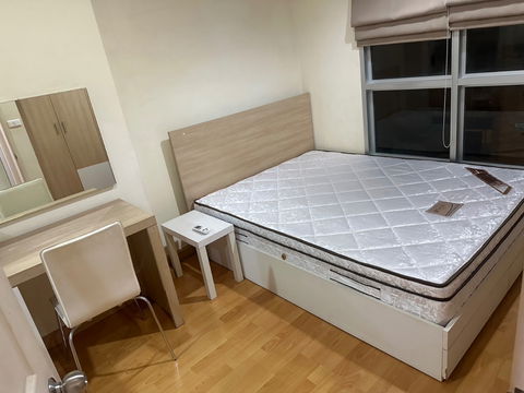Condo for rent, Life @ Phahon Aree, near Saphan Khwai BTS station, only 8 minutes, size 31 square meters.