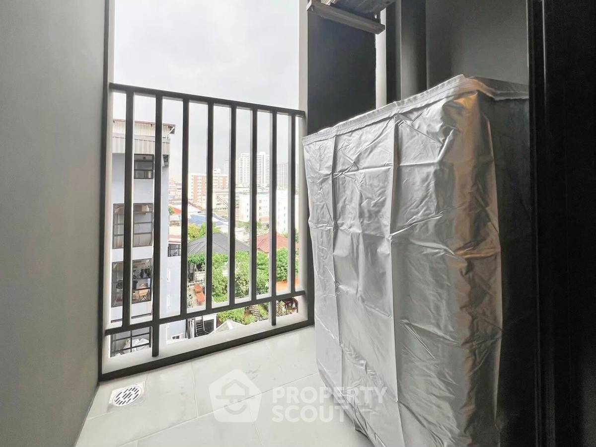 picture 1-BR Condo at Chewathai Pinklao near MRT Bang Yi Khan (ID 2260660) - 11/18