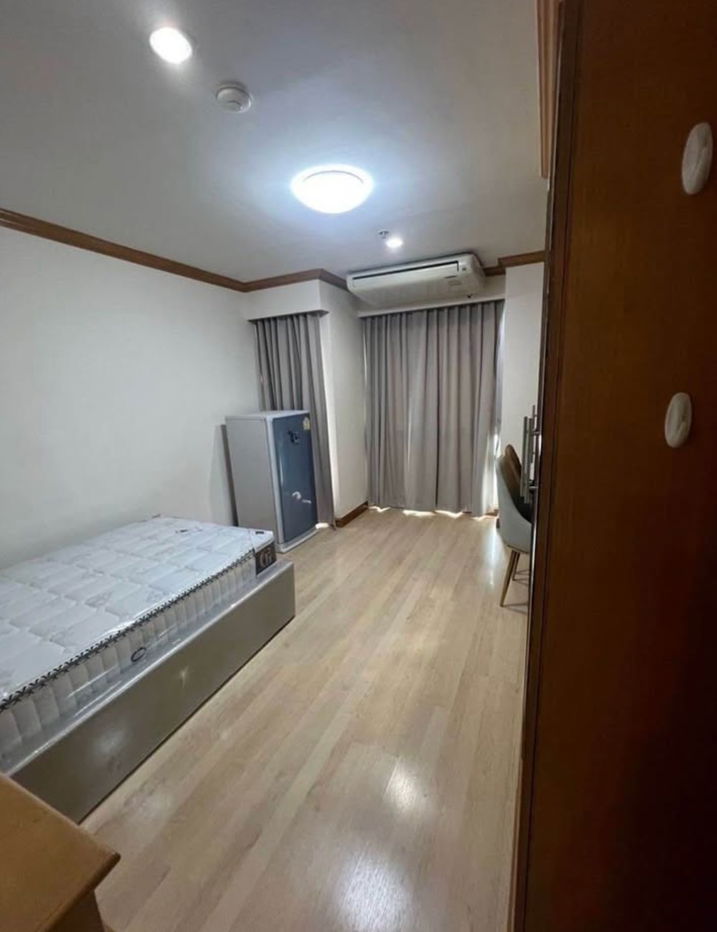 picture Silom Suites. 3bed 110sqm. Line id: @pfagent - 11/12
