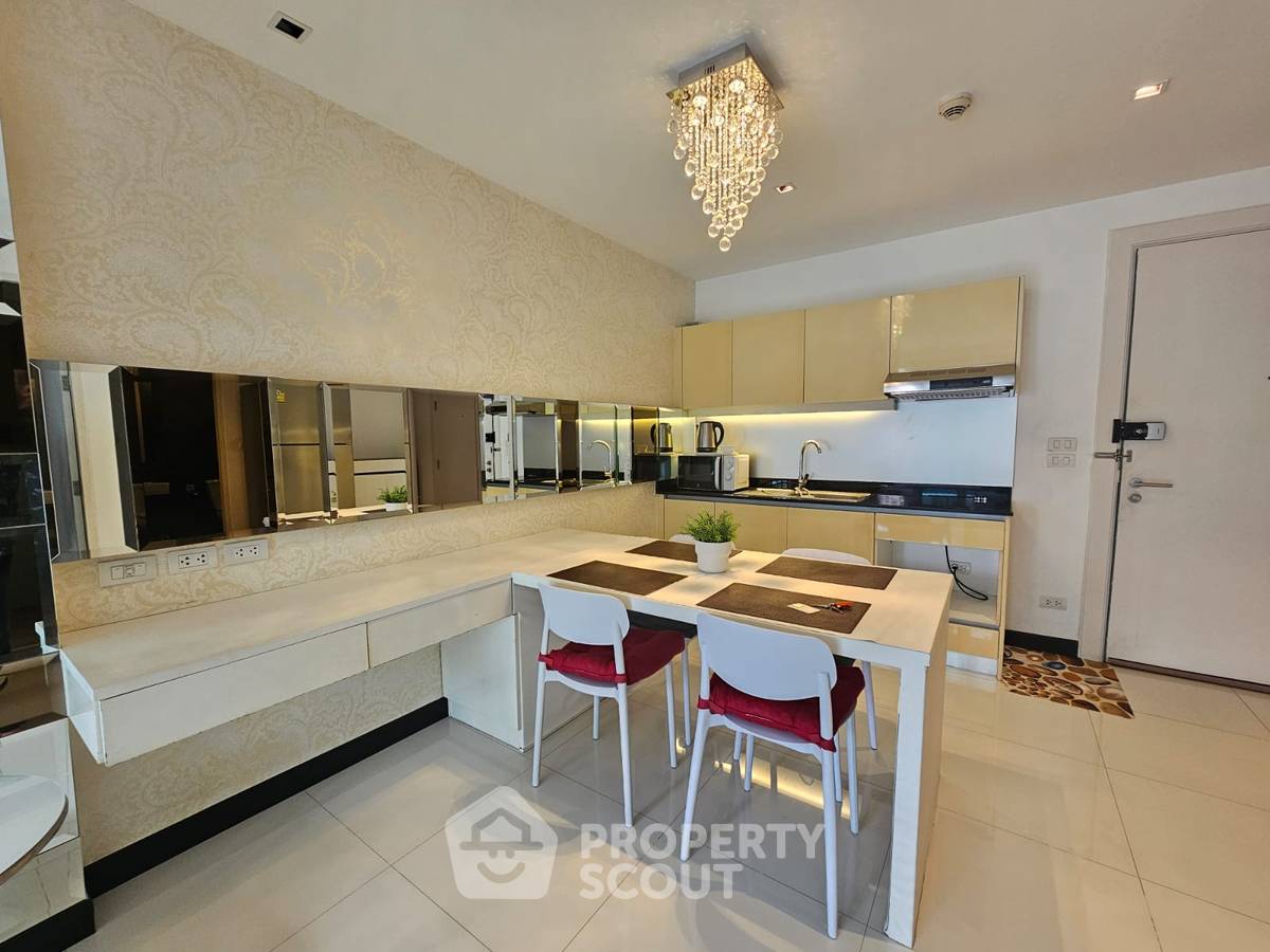 picture 1-BR Condo at Voque Sukhumvit 16 Condominium near MRT Queen Sirikit National Convention Centre (ID 2261175) - 2/8