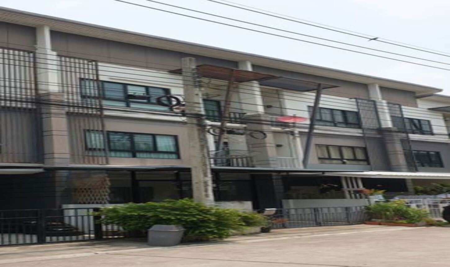 picture TOWN_HOUSE for sale  Pak Nam Muang Samut Prakarn Samut Prakarn - 6/12