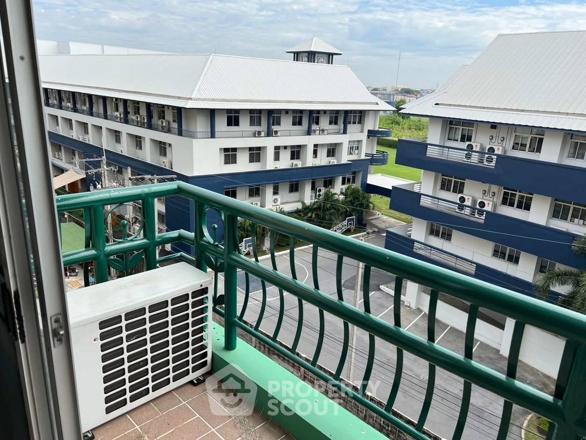 picture 2-BR Condo at The Parkland Bangna in Bang Na Nuea (ID 2146391) - 5/15