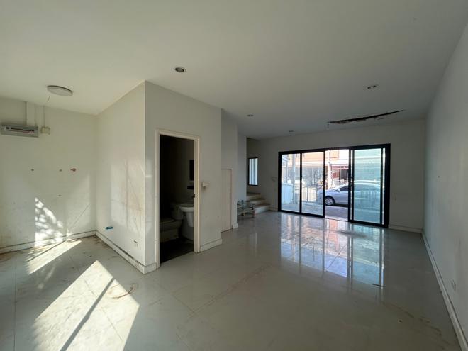 picture TOWN_HOUSE for sale  Dok Mai Prawet Bangkok - 4/24