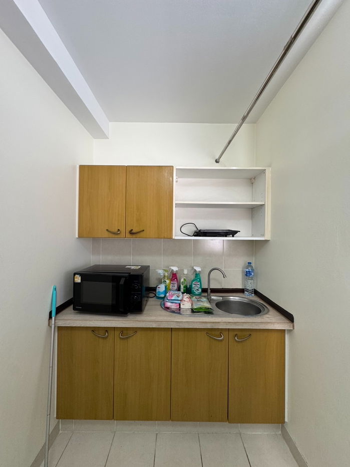 รูป  ให้เช่า ซิตี้ โฮม รัชดา 10  City Home Ratchada 10 ทาสีใหม่ ปูพื้นใหม่ 2 ห้องนอน 1 ห้องน้ำ มีเครื่องซักผ้า ผ้าม่านใหม่ เปลี่ยนสวิทช์ไฟและปลั๊กไฟใหม่  - รูปที่ 15/18