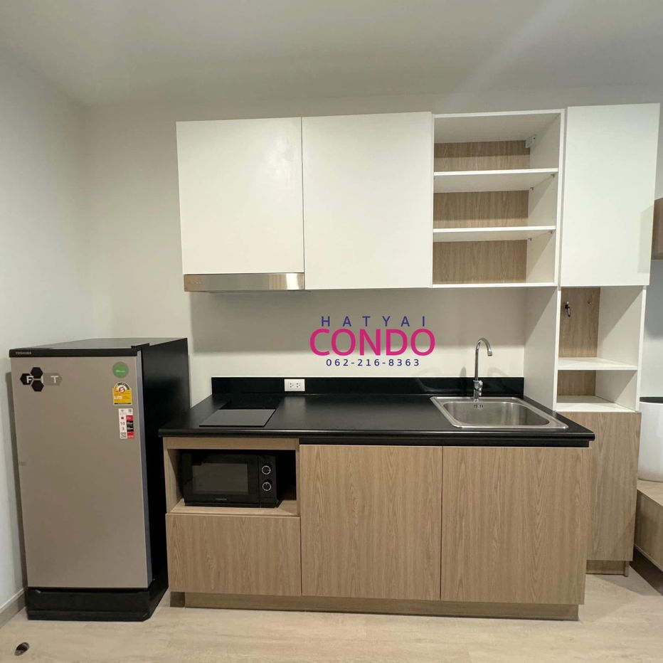 picture Plus Connect Hatyai, 12th floor, swimming pool view, washing machine available - 5/9