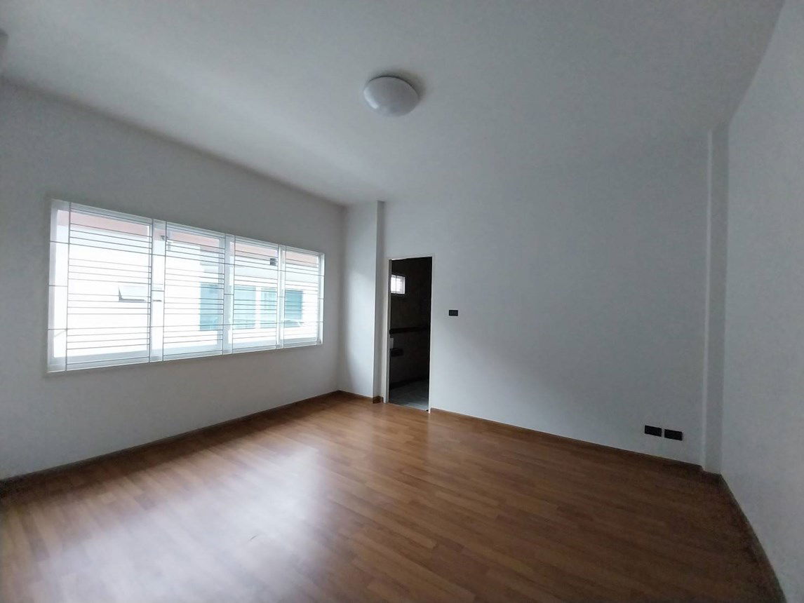 รูป บ้านเดี่ยว สำหรับขาย หมู่บ้านแกรนด์ เซ็นทรัล พาร์ค 4  มาบไผ่ บ้านบึง ชลบุรี - รูปที่ 15/20