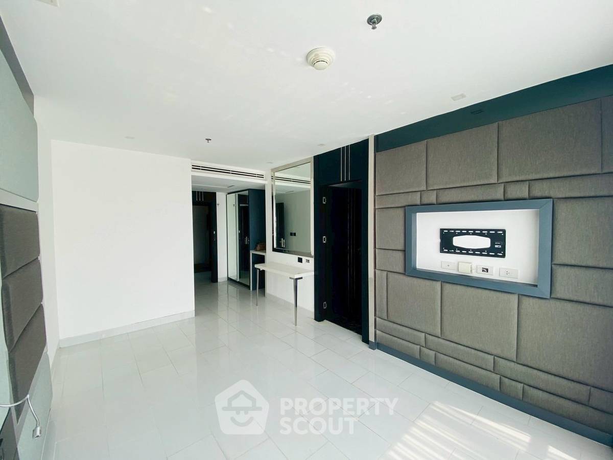 picture 2-BR Condo at Sky Residences Pattaya close to Pattaya (ID 2259949) - 7/12