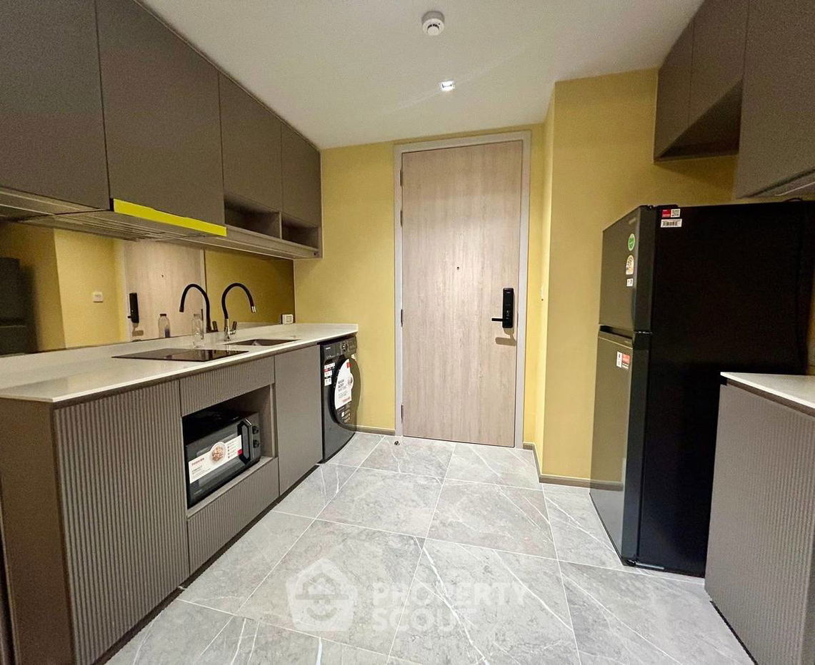 picture 2-BR Condo at Chapter Thonglor 25 close to Thong Lo (ID 2259948) - 4/11
