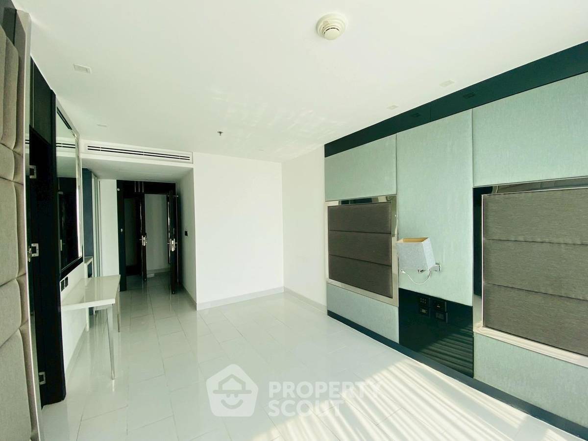 picture 2-BR Condo at Sky Residences Pattaya close to Pattaya (ID 2259951) - 12/13