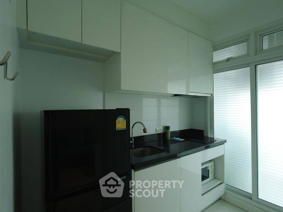picture 2-BR Condo at The Bloom Sukhumvit 71 near BTS Phra Khanong (ID 993380) - 8/16