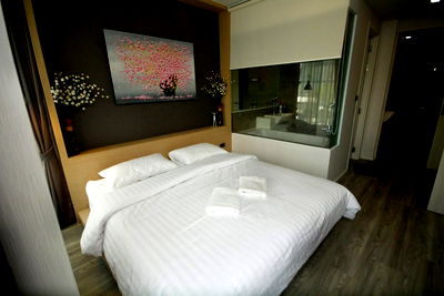 Condos for sale Maya Chiang Mai : Play condo for sale : 2bedrooms near Maya mall and Nimman  : Tel. 082-3899314 (Boo)