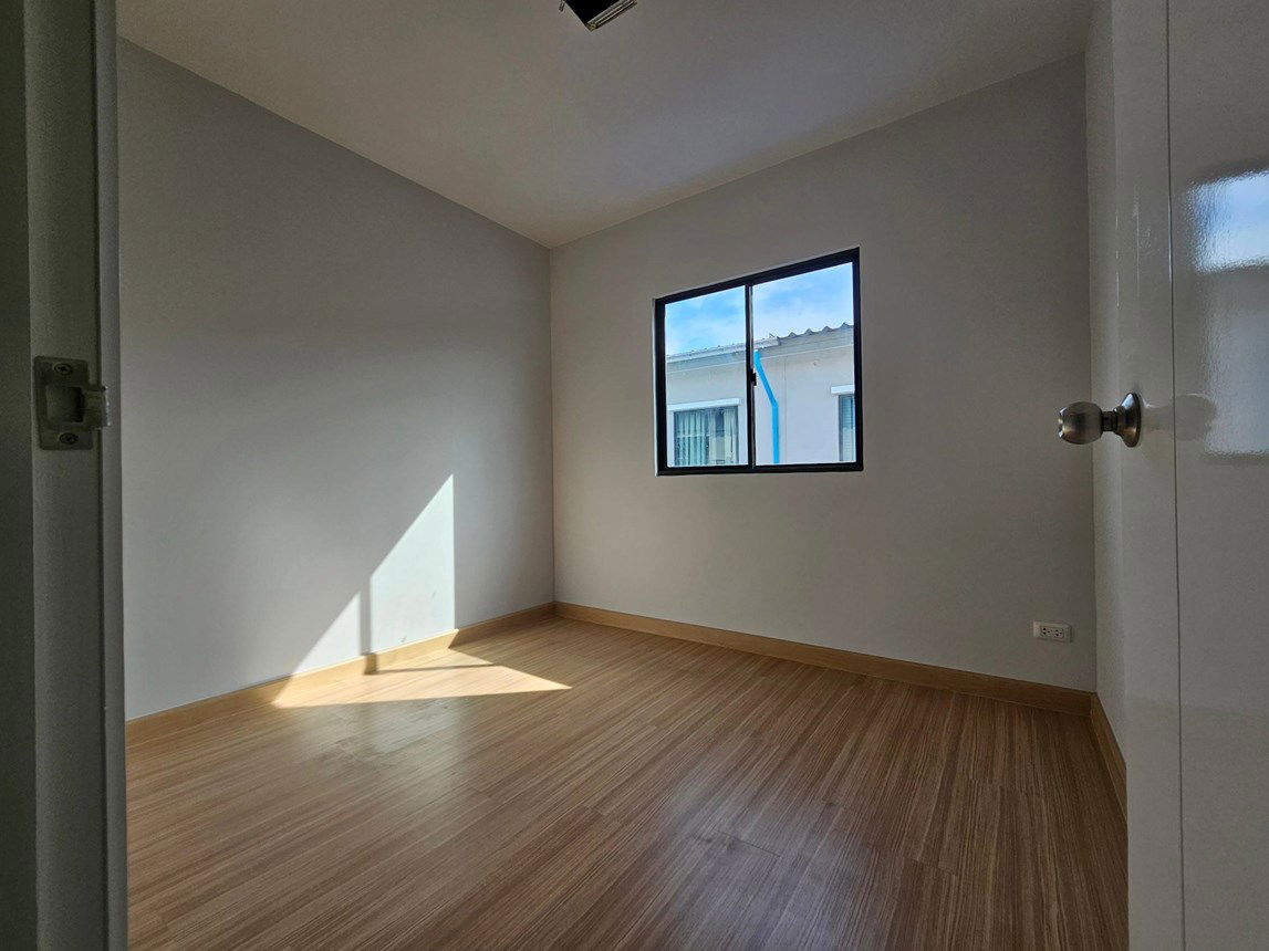 picture TOWN_HOUSE for sale  Rachathewa Bang Plee Samut Prakarn - 16/20