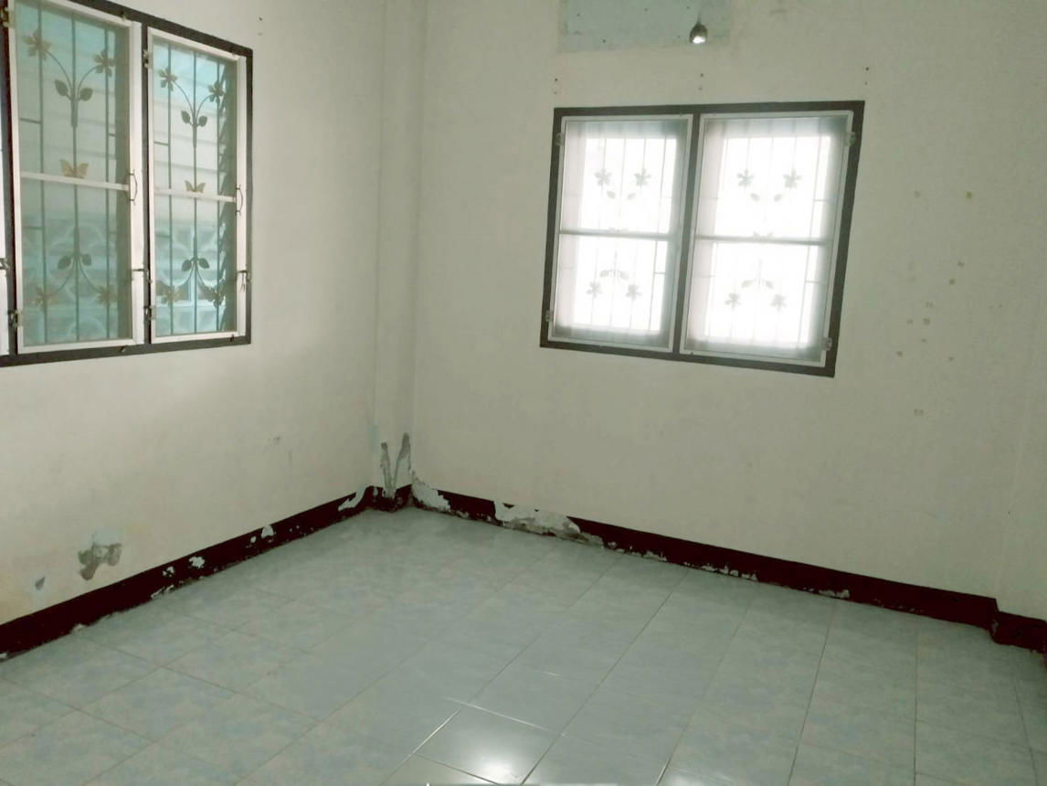 picture SHOP_HOUSE for sale  Krathum Rai Nong Chok Bangkok - 15/20
