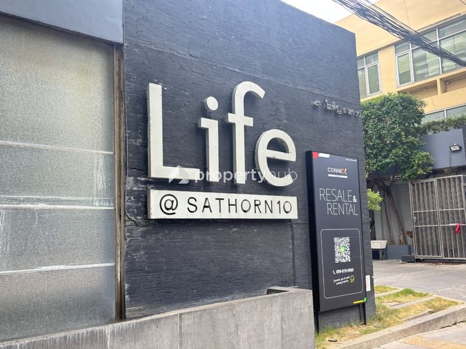 Life @ Sathorn 10