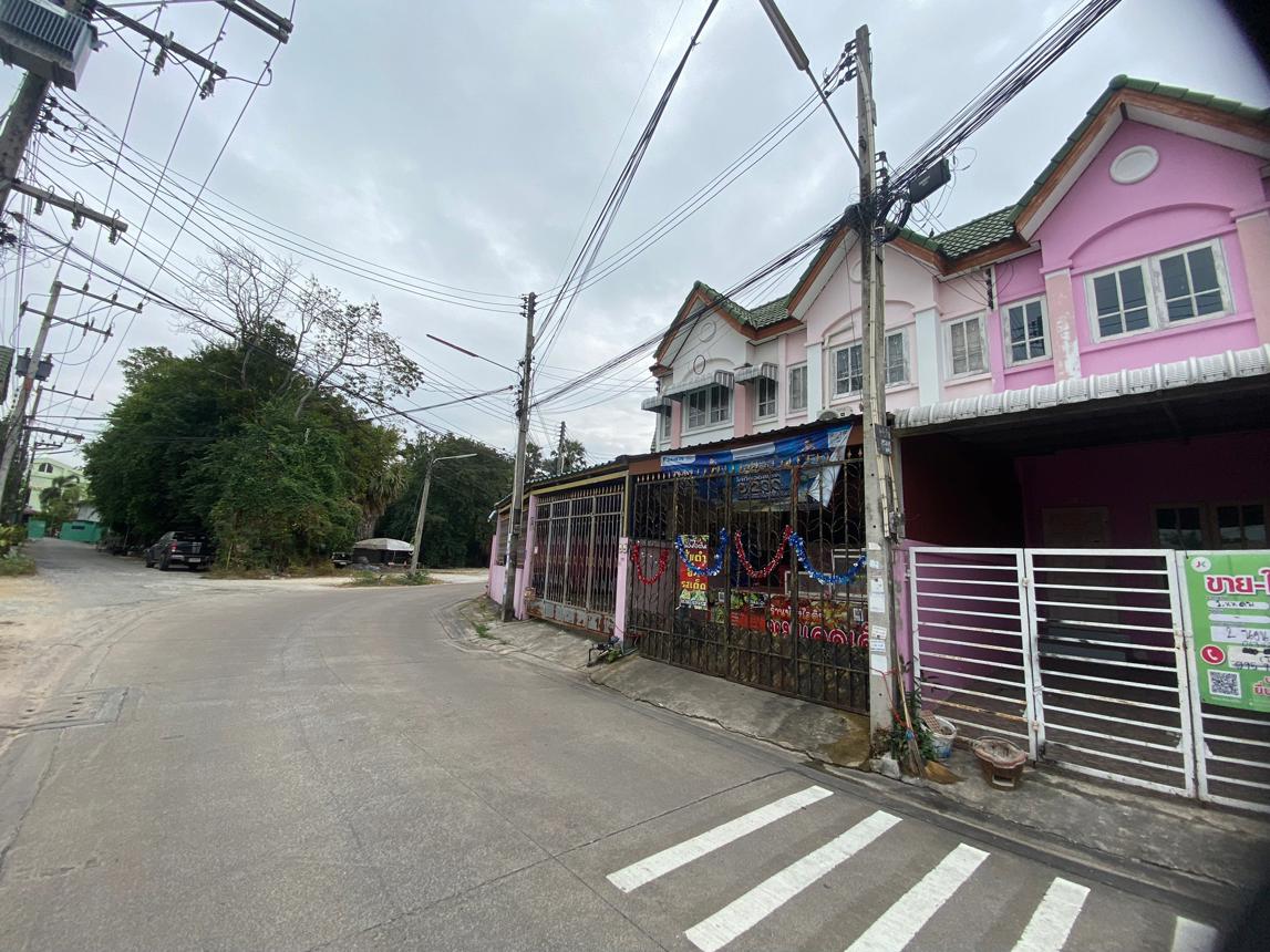 รูป ทาวน์เฮ้าส์ สำหรับขาย บ้านมีสุข หนองไม้แดง เมืองชลบุรี ชลบุรี - รูปที่ 9/18