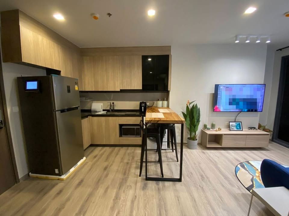 picture High-rise condo with beautiful views, 2 bedrooms, 2 bathrooms, for rent, near Wong Sawang MRT Station. Fully furnished. - 1/18
