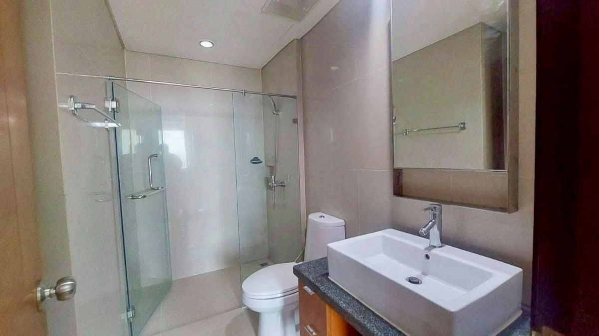picture code : B19 Villa Sathorn Bedroom : 2  Bathroom : 2  - 14/18