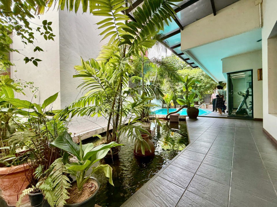 picture Apartment for Sale "Baan Sasida" 4 Buildings Sukhumvit 24 - 11/41