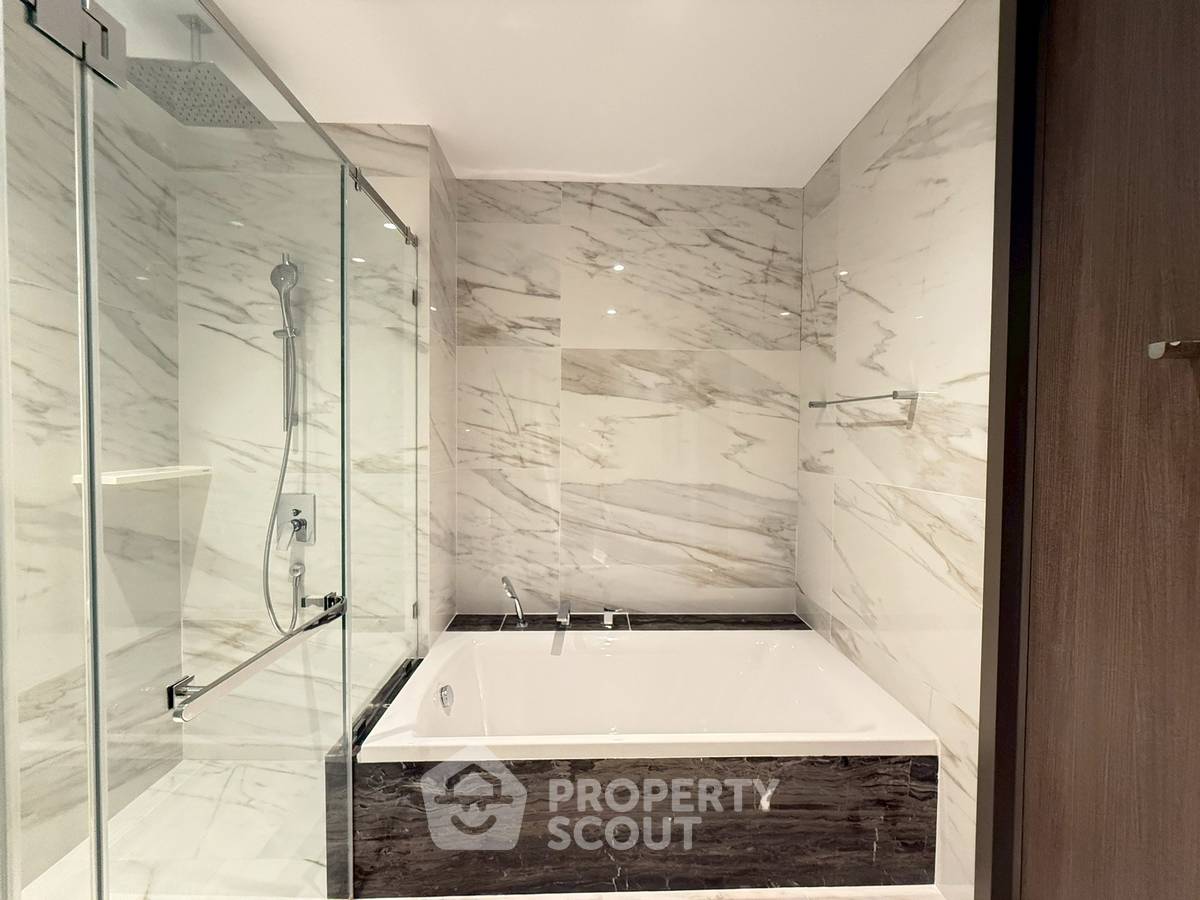 picture 3-BR Condo at Supalai Icon Sathon near MRT Si Lom (ID 2260702) - 20/20