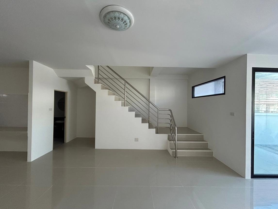 picture TOWN_HOUSE for sale  Mapyangphon Pluak Daeng Rayong - 11/18