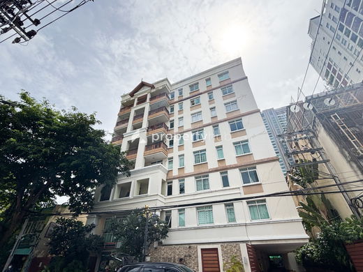 รูป Pabhada Silom - รูปที่ 1/8