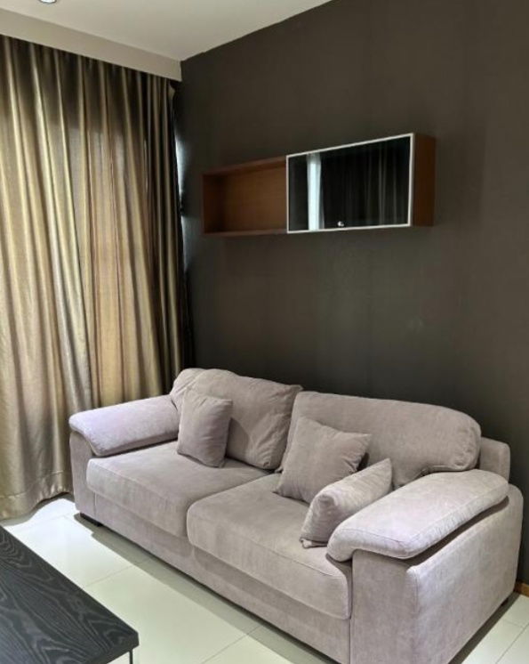 picture For rent: The Emporio Place, 20th floor - 4/8