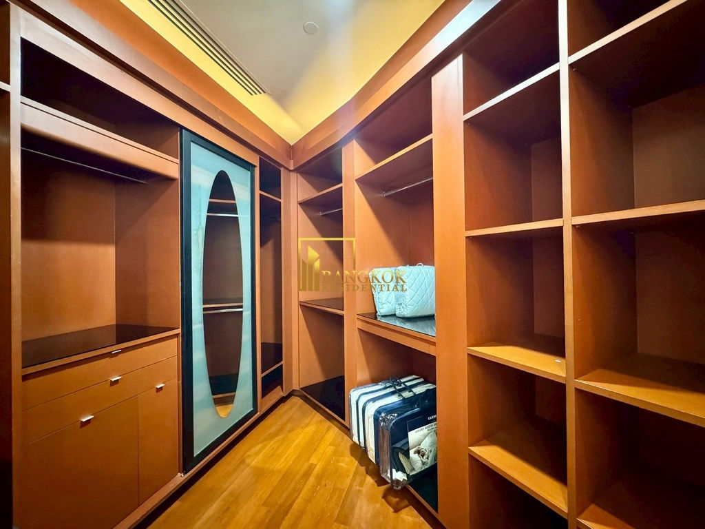 รูป The Infinity | Elegant 3 Bedroom Luxury Condo in Sathorn - BR4355CD - รูปที่ 33/45