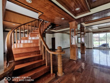 รูป ขาย บ้านเดี่ยว ลดราคา บ้าน2ชั้น ไทรน้อย บางบาล พระนครศรีอยุธยา 220 ตรม 3 งาน 4 ตรว เฟอร์นิเจอร์บิ้วท์ไม้สัก โครงสร้างปูน คสล.บนโคก เนินสูง - รูปที่ 2/12