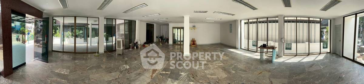 รูป บ้าน 1-ห้องนอน ใน พลับพลา (ID 2259907) - รูปที่ 2/18
