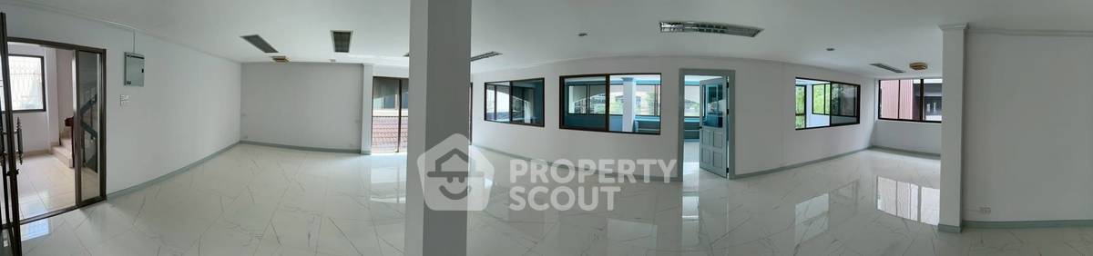 รูป บ้าน 1-ห้องนอน ใน พลับพลา (ID 2259907) - รูปที่ 6/18