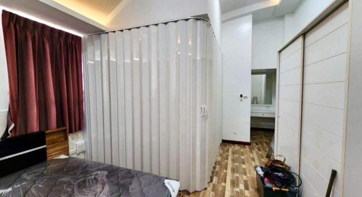 รูป code : B54 ให้เช่าคอนโด ฌองเซลิเซ่ แจ้งวัฒนะ (Champs Elysees Chaengwattana) | ห้อง Duplex 2 ชั้น ห้องริม โปร่งโล่ง เหมือนอยู่บ้าน - รูปที่ 2/10