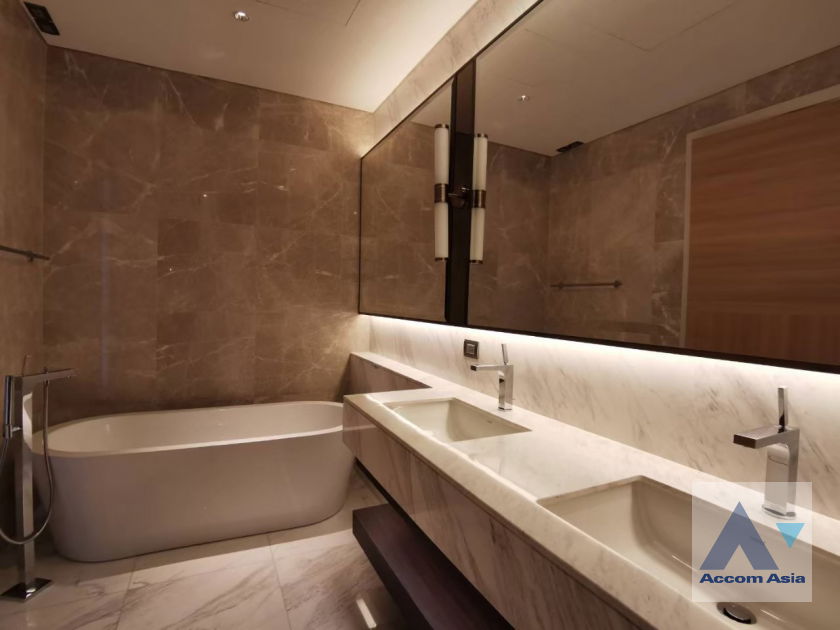 picture 🔼🔽 AccomA 📩  2 BR Condominium @Sindhorn Residence (AA20458) - 11/17