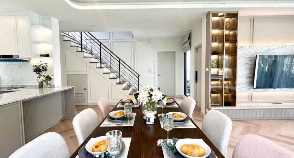 picture Single house for rent 🔥 Centro Bangna 🔥 4 bedrooms, 5 bathrooms, fully furnished and equipped with appliances - 5/10