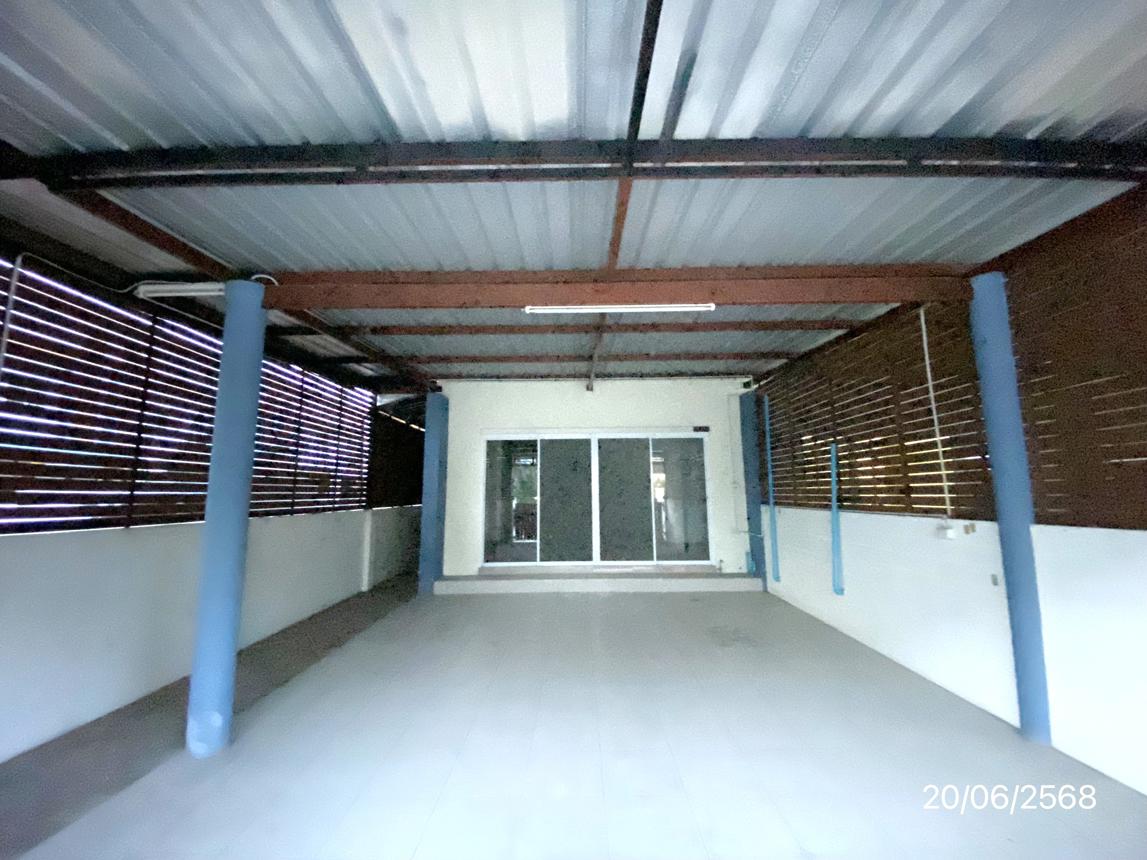picture TOWN_HOUSE for sale  Na Pa Muang Chon Buri Chonburi - 19/32