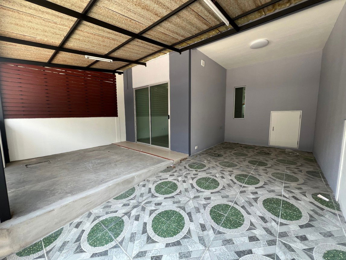 picture TOWN_HOUSE for sale  Bung Si Racha Chonburi - 11/20