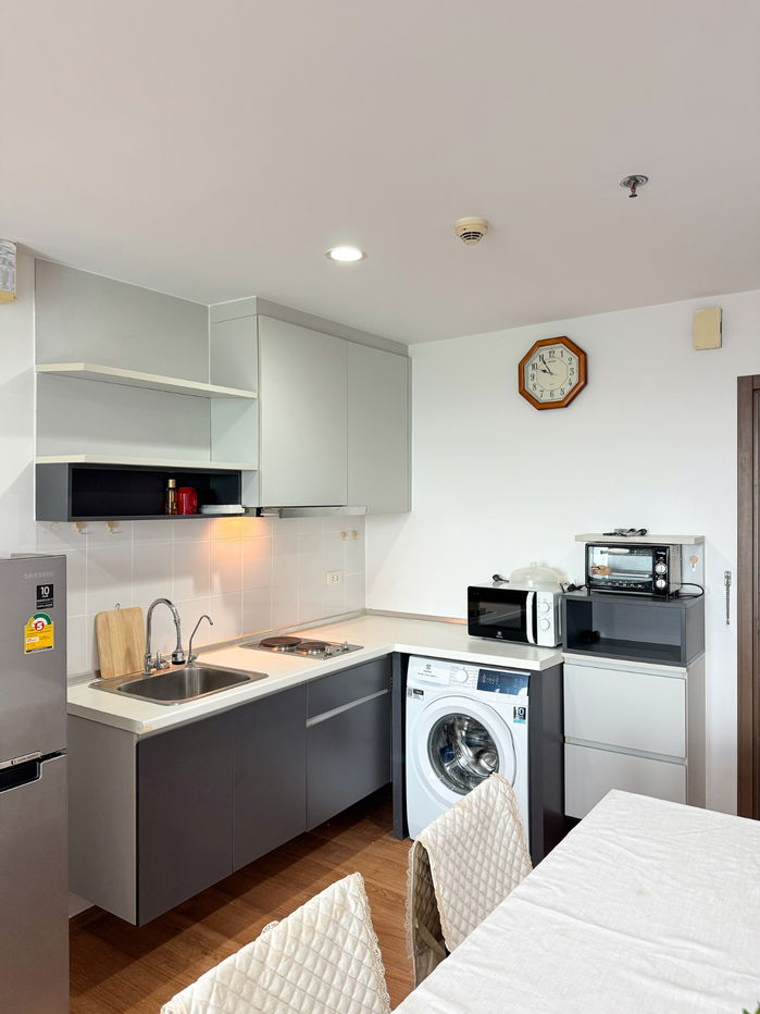 picture Rare Corner Unit with Panoramic View – The Base Sukhumvit 77 Prime location on Sukhumvit 77, just 2 minutes to BTS Onnut & Habito Mall - 8/22