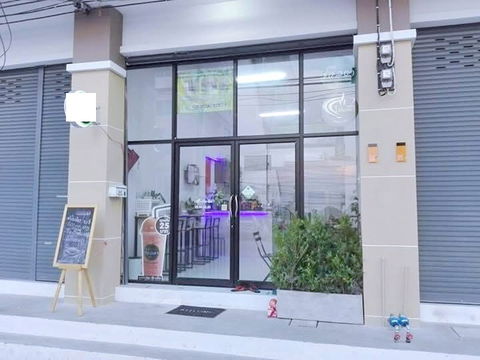 LamLukKa Khlong2 BTS KhuKhot 2.1km. 3.5 km. from Zeer Rangsit Commercial building for rent ground fl