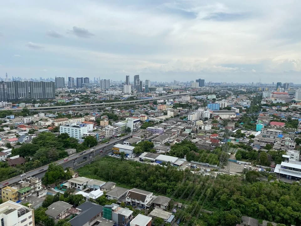 picture High-rise condo with beautiful views, 2 bedrooms, 2 bathrooms, for rent, near Wong Sawang MRT Station. Fully furnished. - 2/18