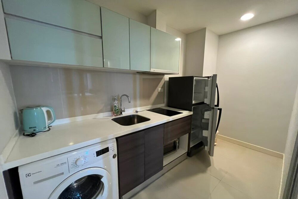 picture 🔥 For Rent !!🔥 Code C20221200131..Centric Sathorn - St. Louis, 1 bedroom, 1 bathroom, high floor 15++, corner room, furnished, ready to move in 📣📣 - 2/5