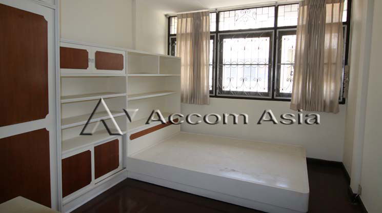 รูป 🔼🔽 AccomA 📩  3 BR Townhouse in Khlong Ton Nuea (2520828) - รูปที่ 7/11