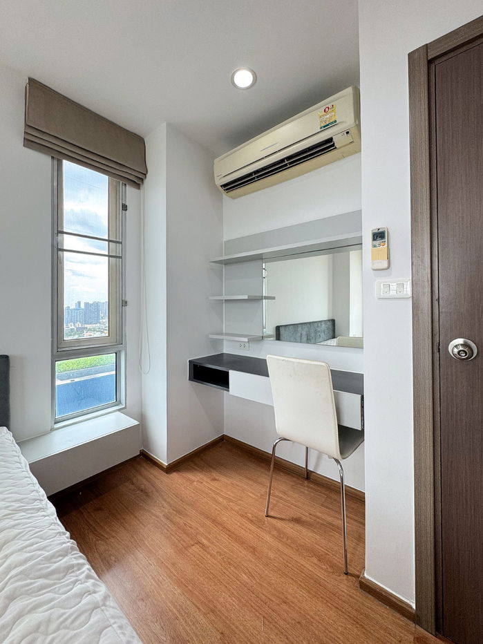 picture Rare Corner Unit with Panoramic View – The Base Sukhumvit 77 Prime location on Sukhumvit 77, just 2 minutes to BTS Onnut & Habito Mall - 12/22