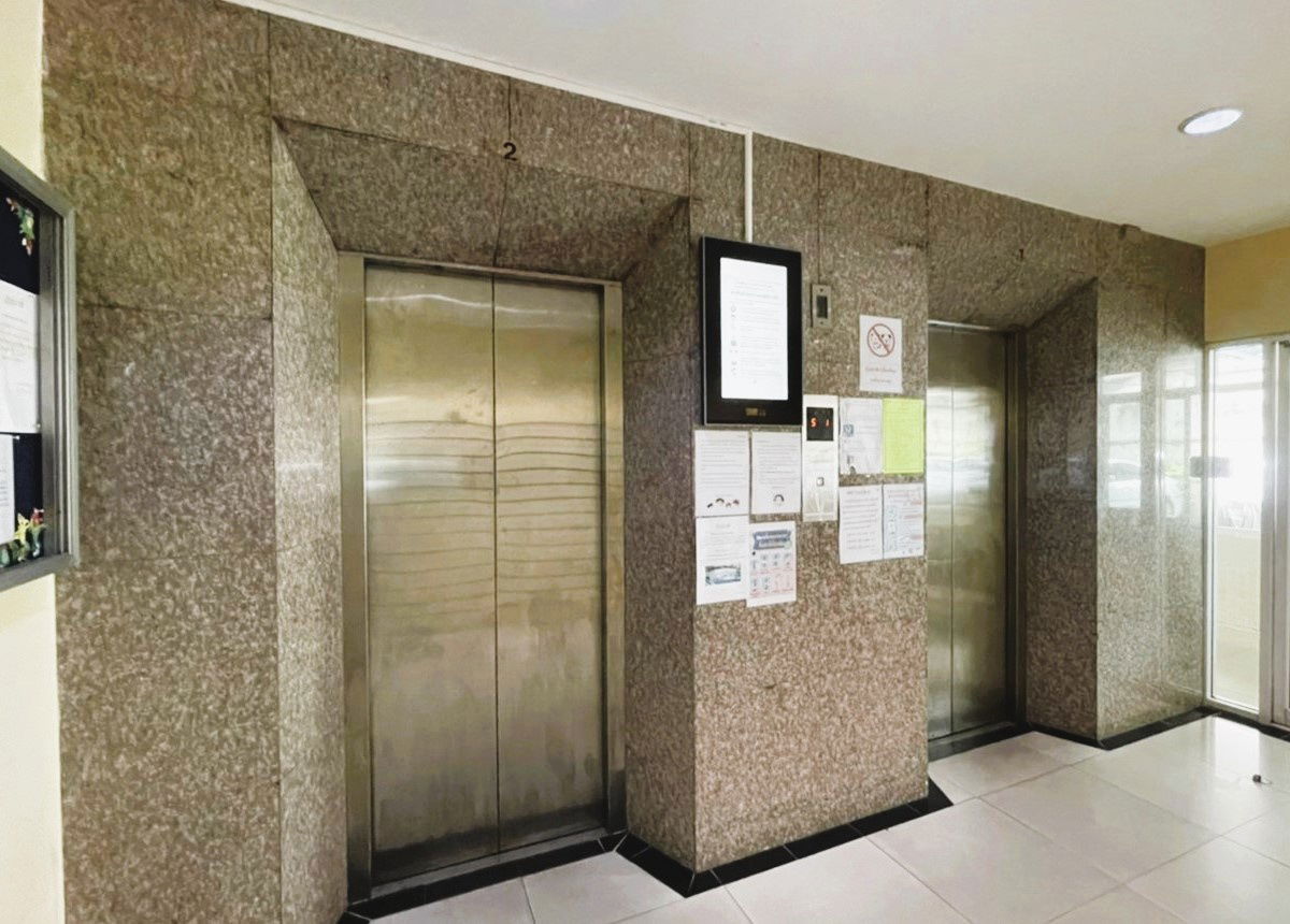 picture Charoenkrung Place  Condominium - 42/44