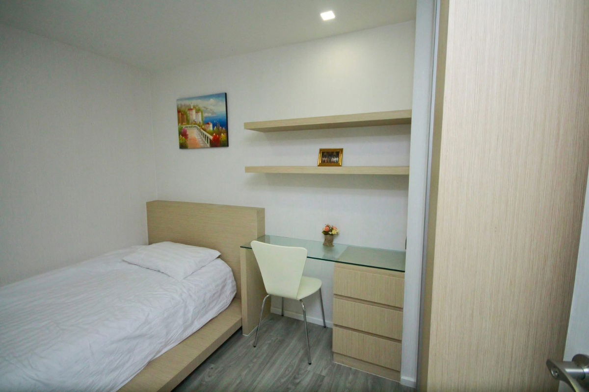 picture Play condo for sale : 2bedrooms near Maya mall and Nimman  : Tel. 082-3899314 (Boo) - 2/15