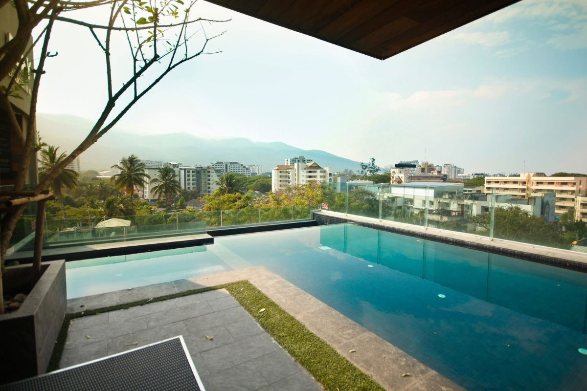 picture Play condo for sale : 2bedrooms near Maya mall and Nimman  : Tel. 082-3899314 (Boo) - 13/15
